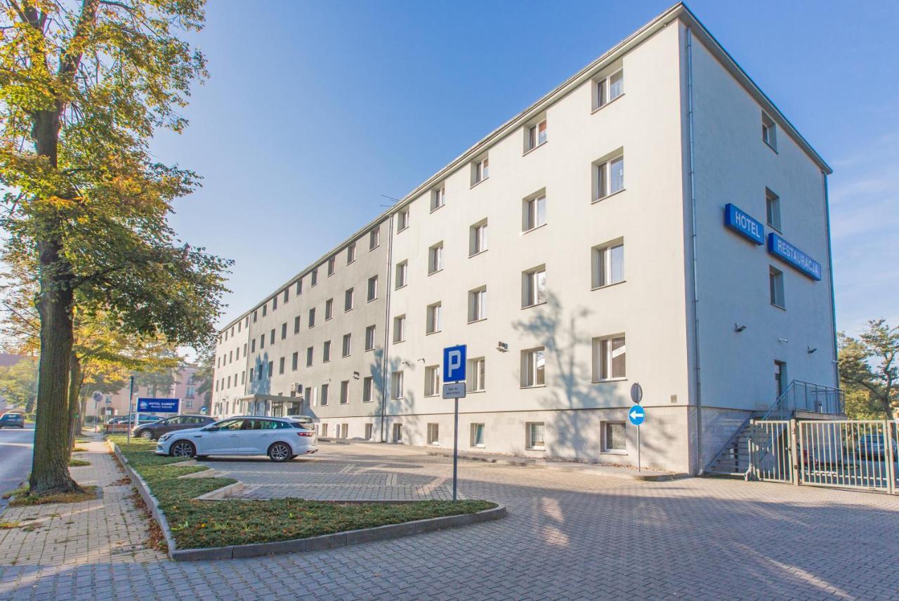 Hotel Labedy Gliwice Exterior foto