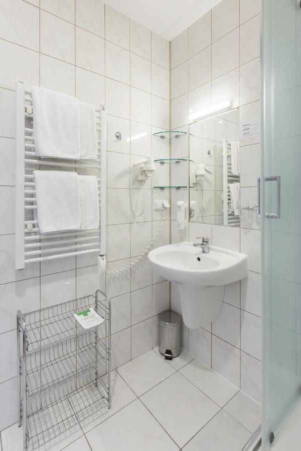 Hotel Labedy Gliwice Exterior foto